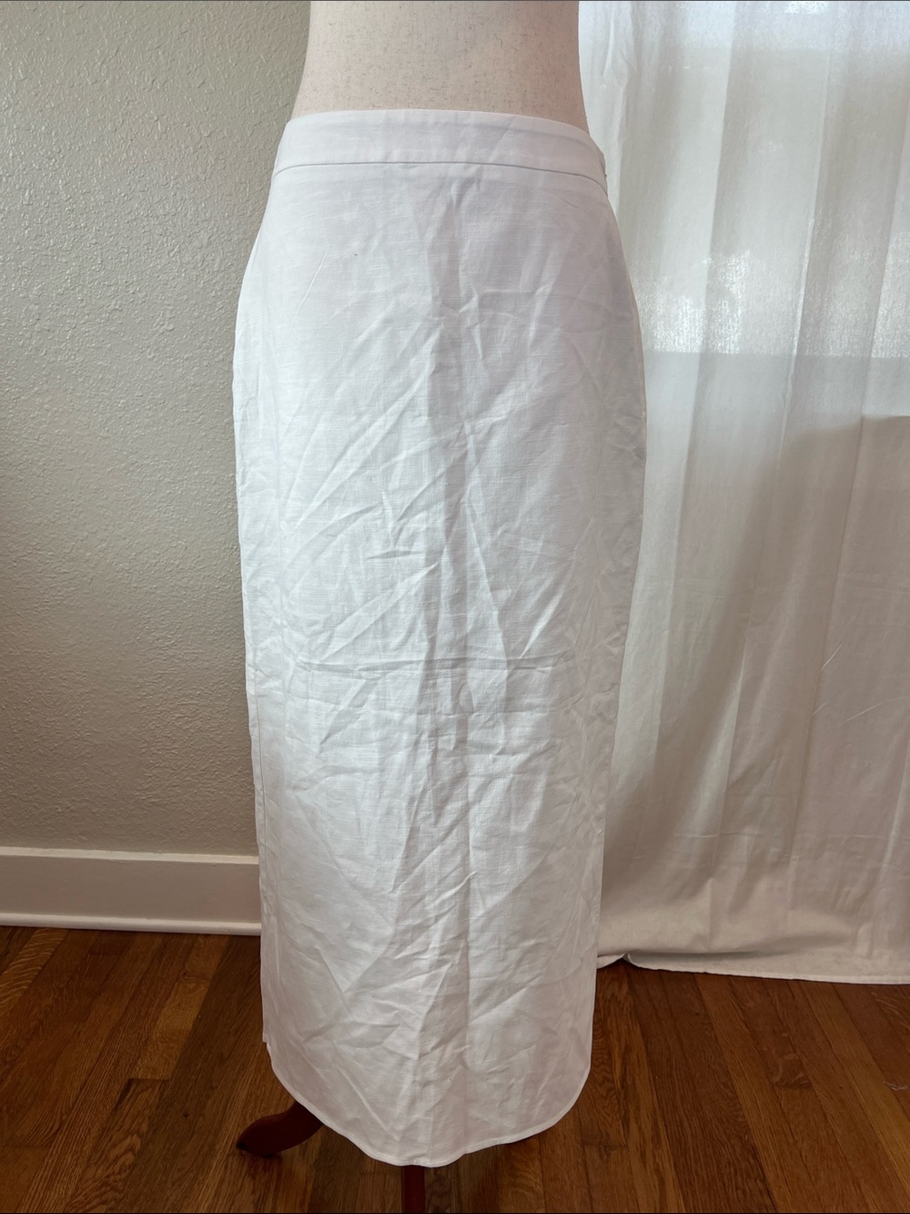 Endless Rose White Linen Maxi Skirt. Cotton Lining. Size M. NWT